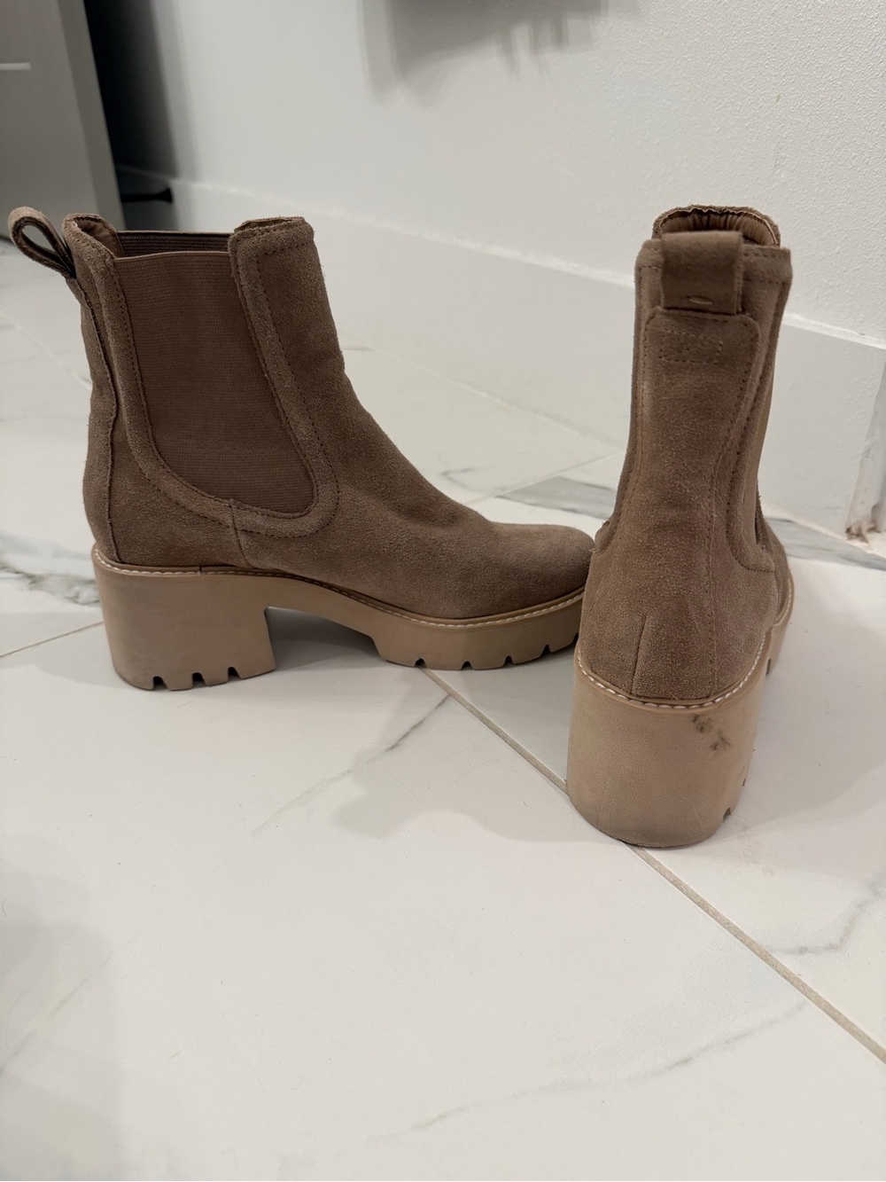 Dolce Vita Beige Suede Chelsea Ankle Boots - Picture 7 of 8